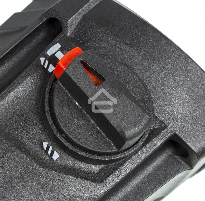 Перфоратор Ресанта П-24-650К SDS-plus уд.:2.8Дж 650Вт (кейс в комплекте)