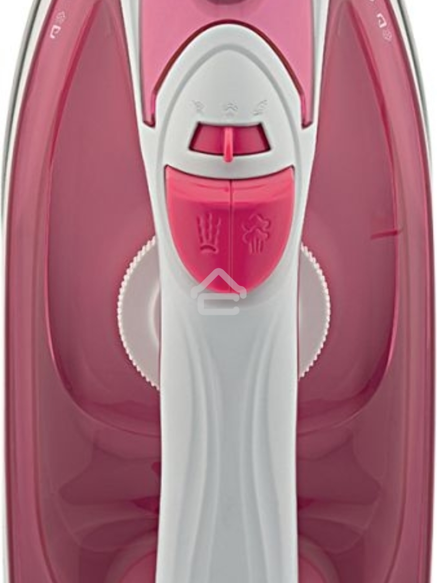 Утюг Scarlett SC-SI30K56 (розовый)Мощность, Вт: 2400; Световой индикатор работы: Да; Регулируемый пар до г/мин: 35; Паровой удар до г/мин: 140; Резервуар для воды, мл: 280; Функция разбрызгивания воды: Да; Терморегулятор: Да; Вертикальное отпаривание: Да;