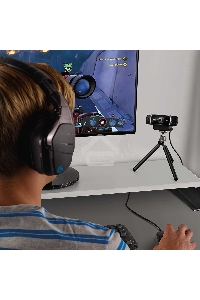 Цифровая камера Logitech C922 Pro Stream Webcam