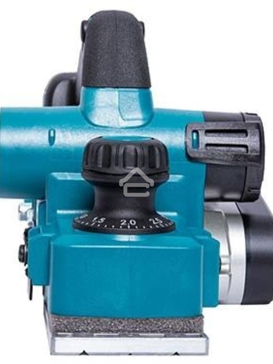 Рубанок Makita DKP181ZU 82мм 12000об/мин