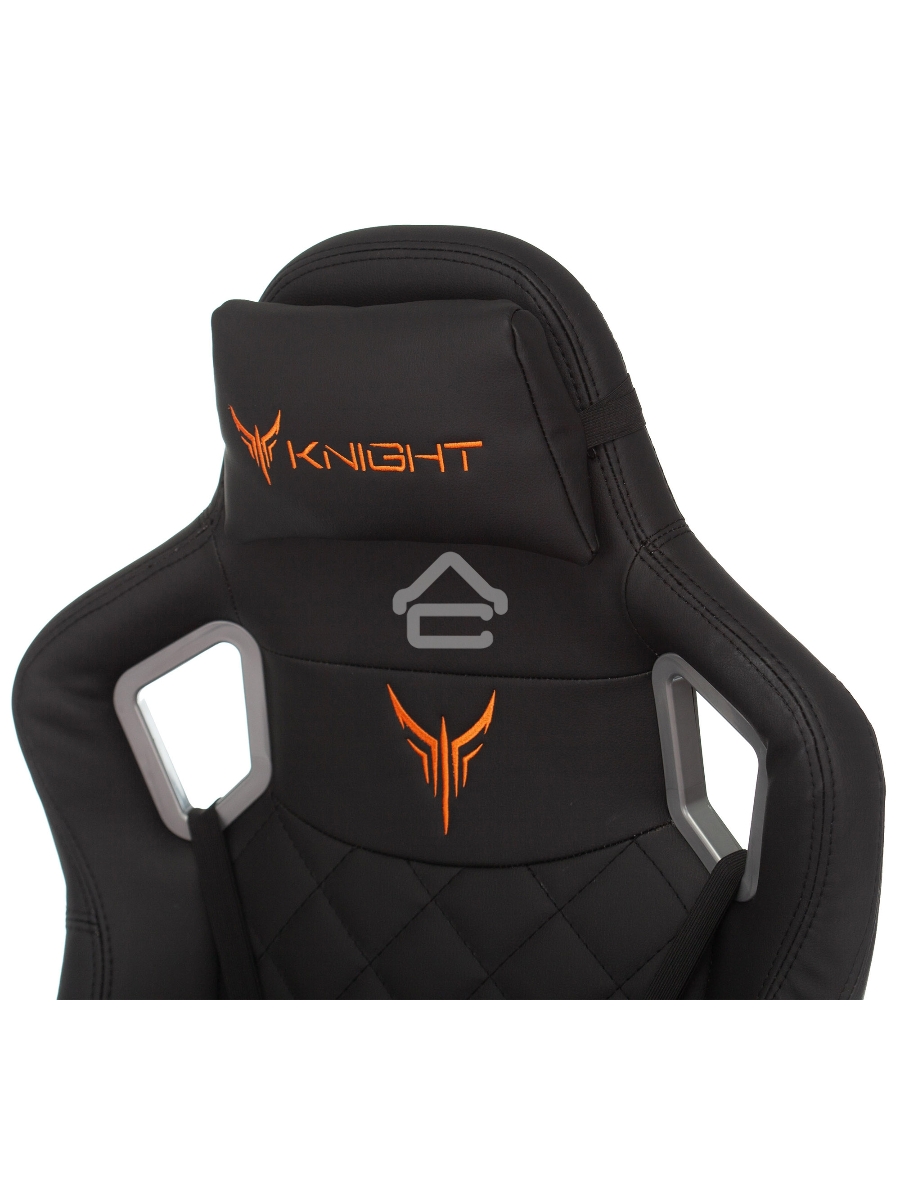 Кресло игровое Knight TITAN черный ромбик эко.кожа с подголов. крестовина металл