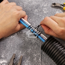 Хомут-стяжка кабельная нейлоновая Rexant 100x2,5 мм, черная, упаковка 100 шт.