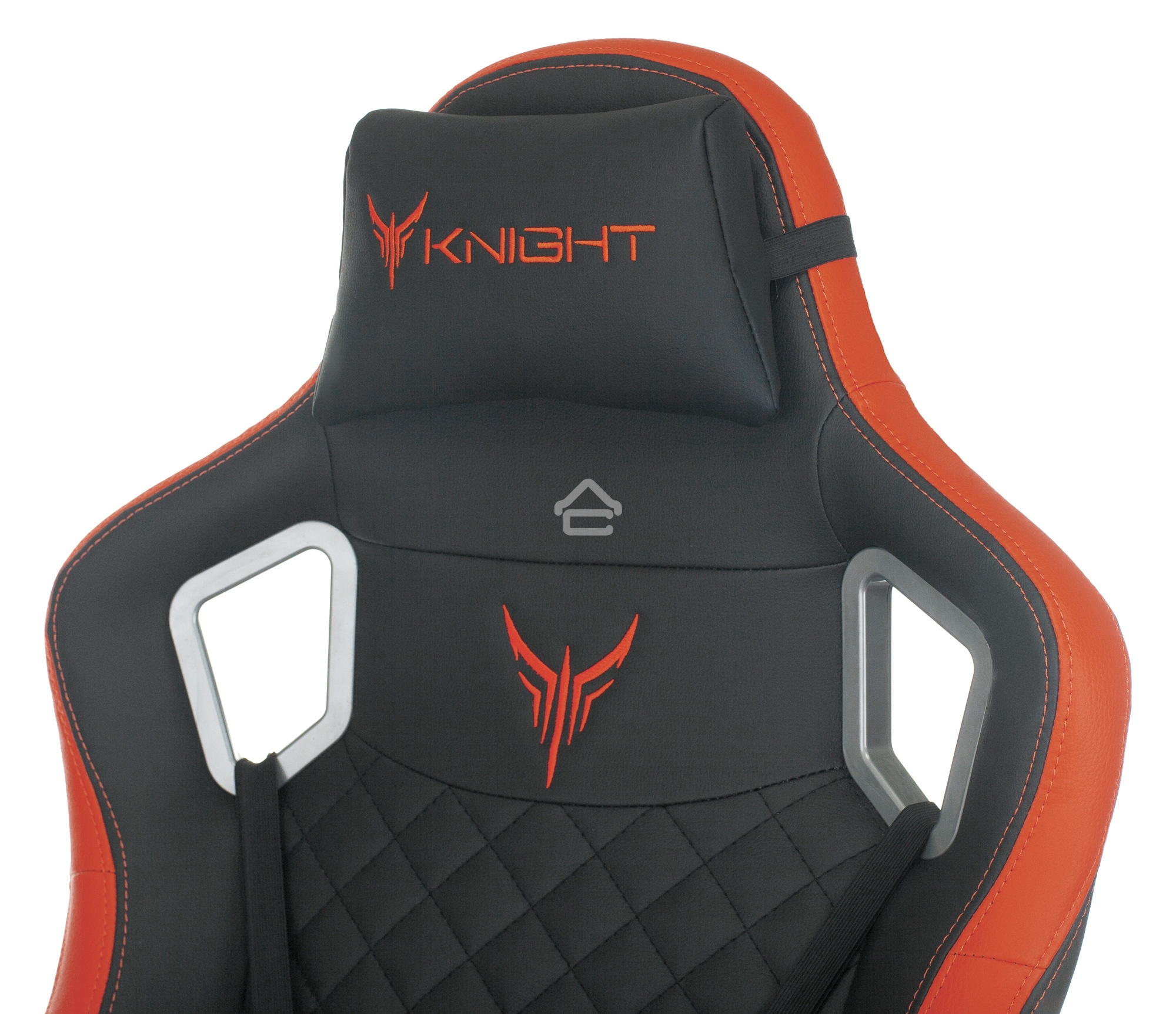 Кресло игровое Knight OUTRIDER черный/красный ромбик эко.кожа с подголов. крестовина металл