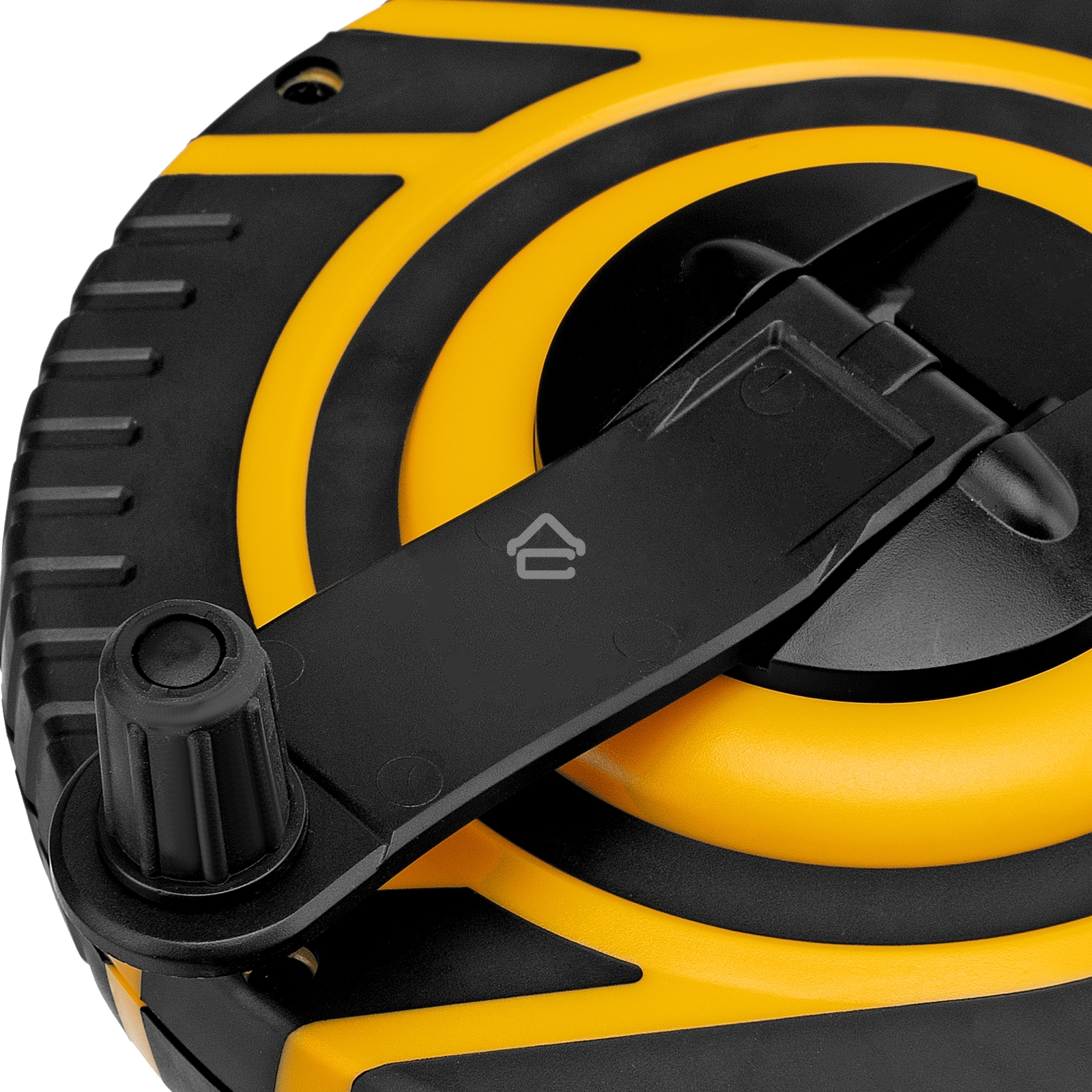 Рулетка геодезическая Denzel 20 м х 15 мм, закрытый корпус, фиберглассовая лента