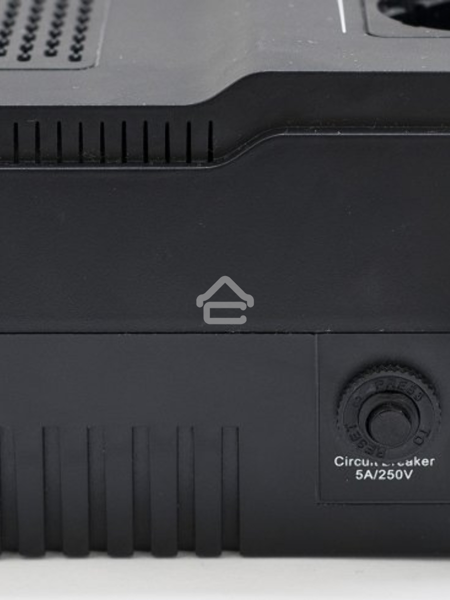 Источник бесперебойного питания APC Back-UPS BV650I-GR 375Вт 650ВА черный