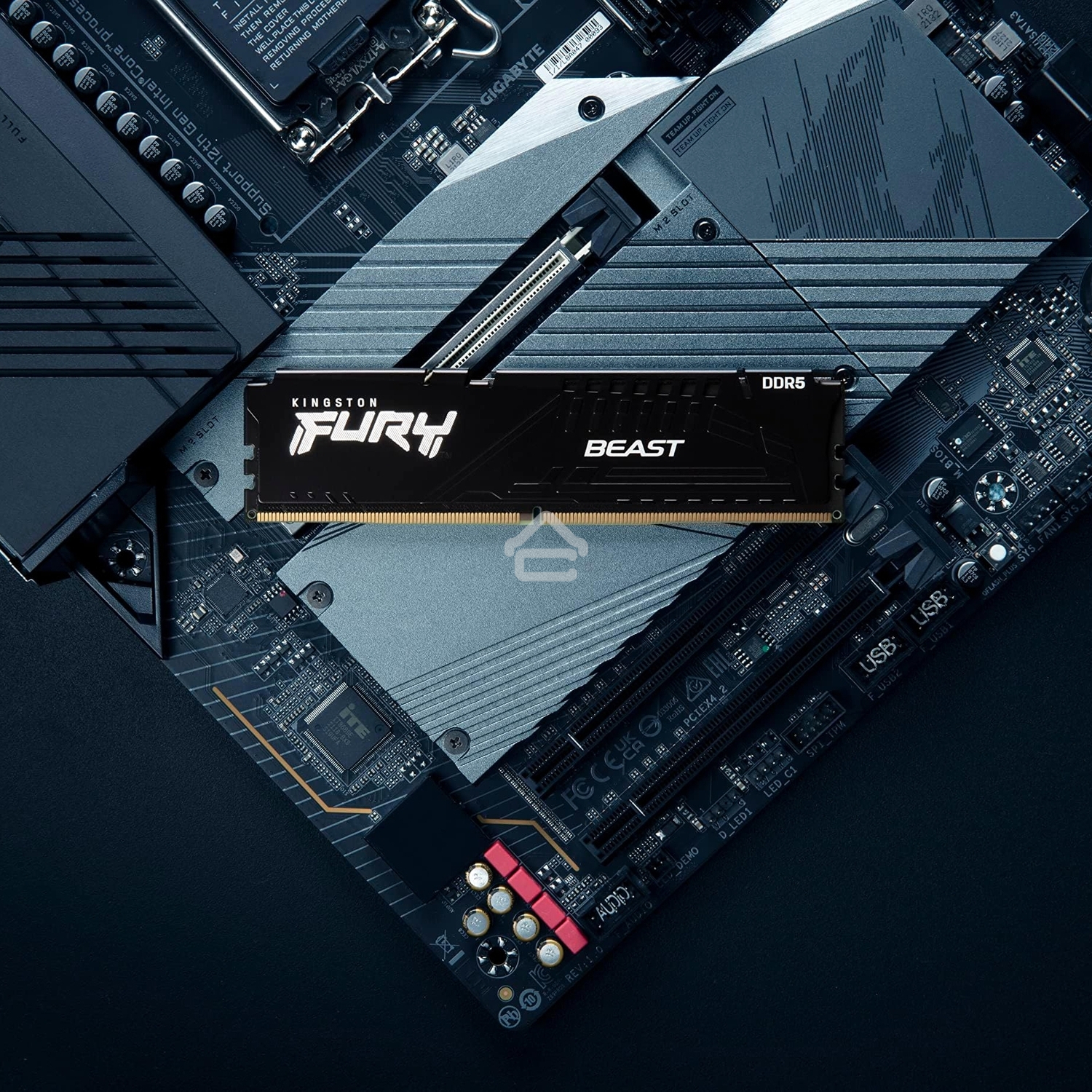 Оперативная память Kingston Fury Beast, DDR5, 32GB (1x32GB), 6000MHz, CL30, DIMM, с радиатором, черный
