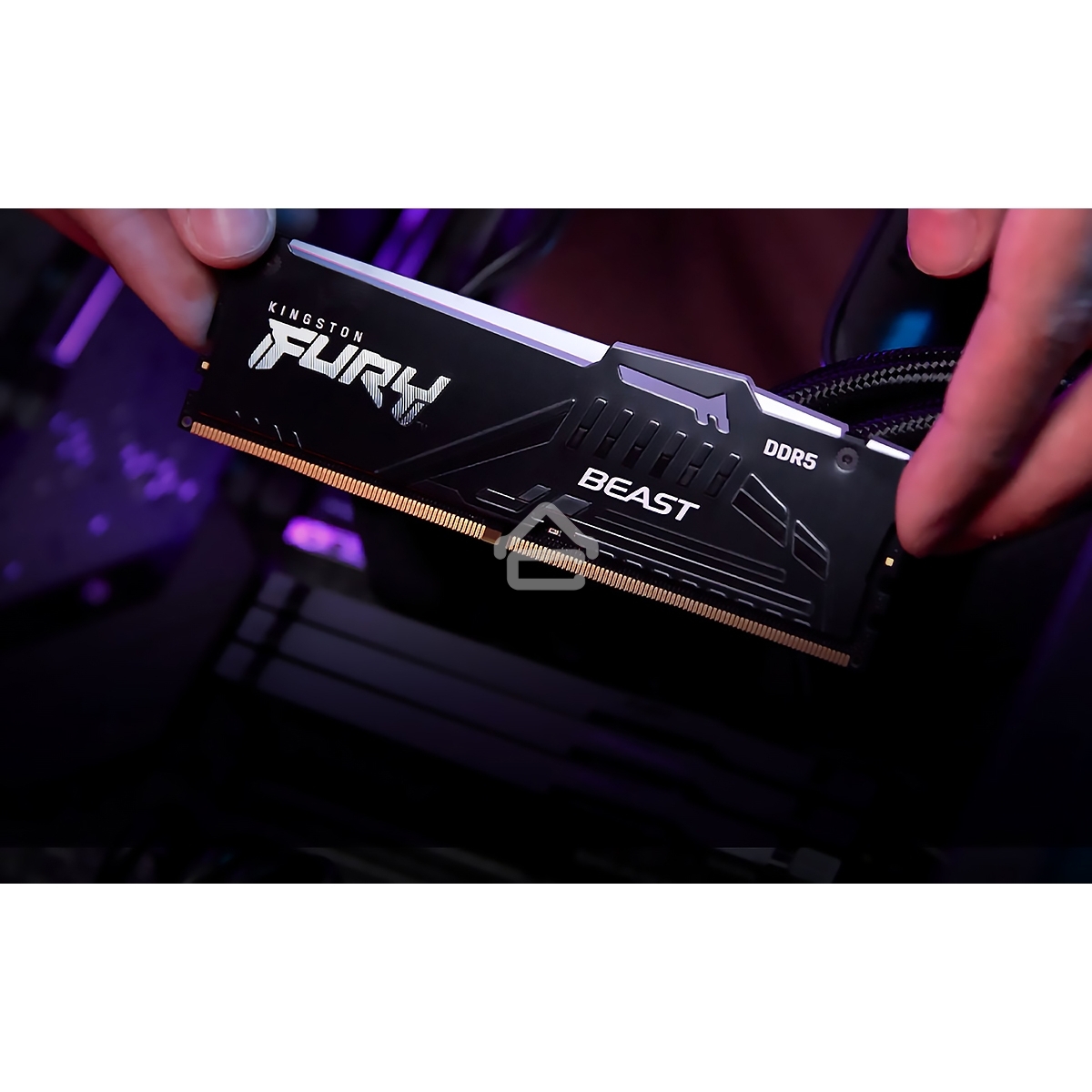 Оперативная память Kingston Fury Beast, DDR5, 32Gb (1x32Gb), 6000MHz, CL30, DIMM, с радиатором, RGb, черный