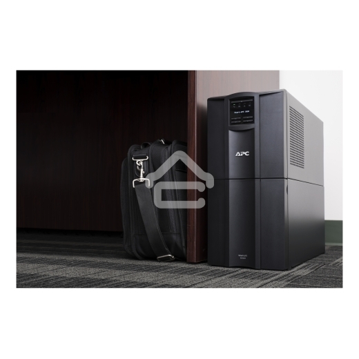 Источник бесперебойного питания APC Smart-UPS SMT3000IC 2700Вт 3000ВА черный