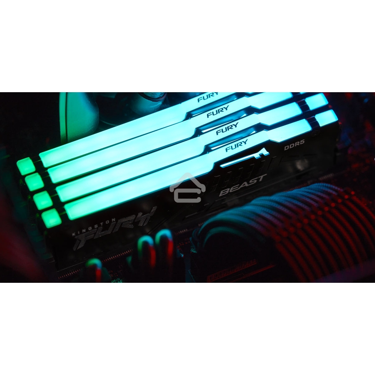 Оперативная память Kingston Fury Beast, DDR5, 32Gb (1x32Gb), 6000MHz, CL30, DIMM, с радиатором, RGb, черный