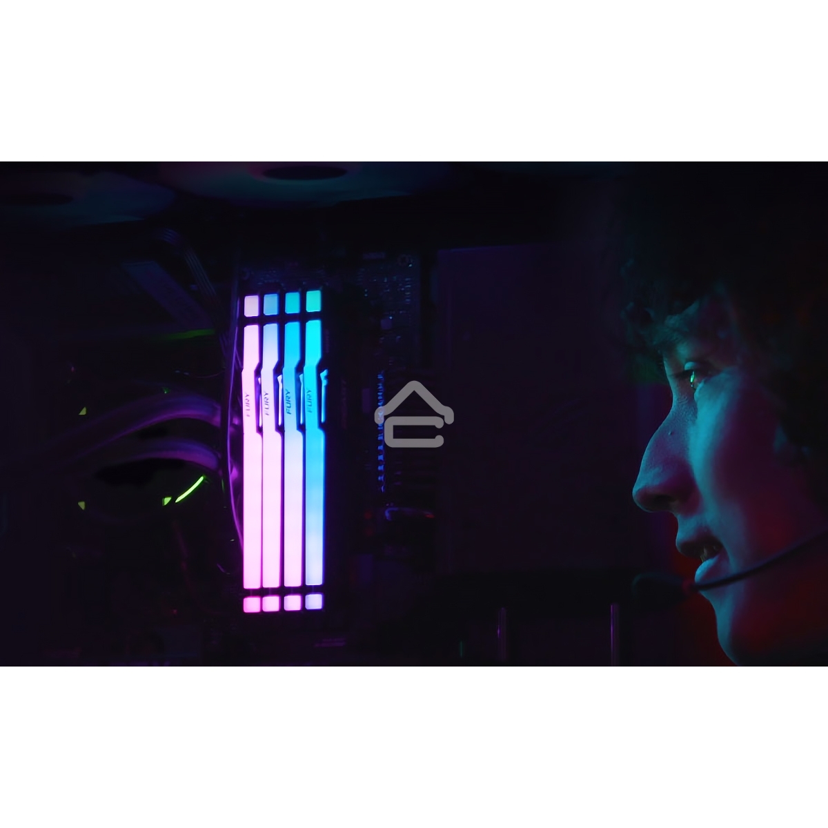 Оперативная память Kingston Fury Beast, DDR5, 32Gb (1x32Gb), 6000MHz, CL30, DIMM, с радиатором, RGb, черный