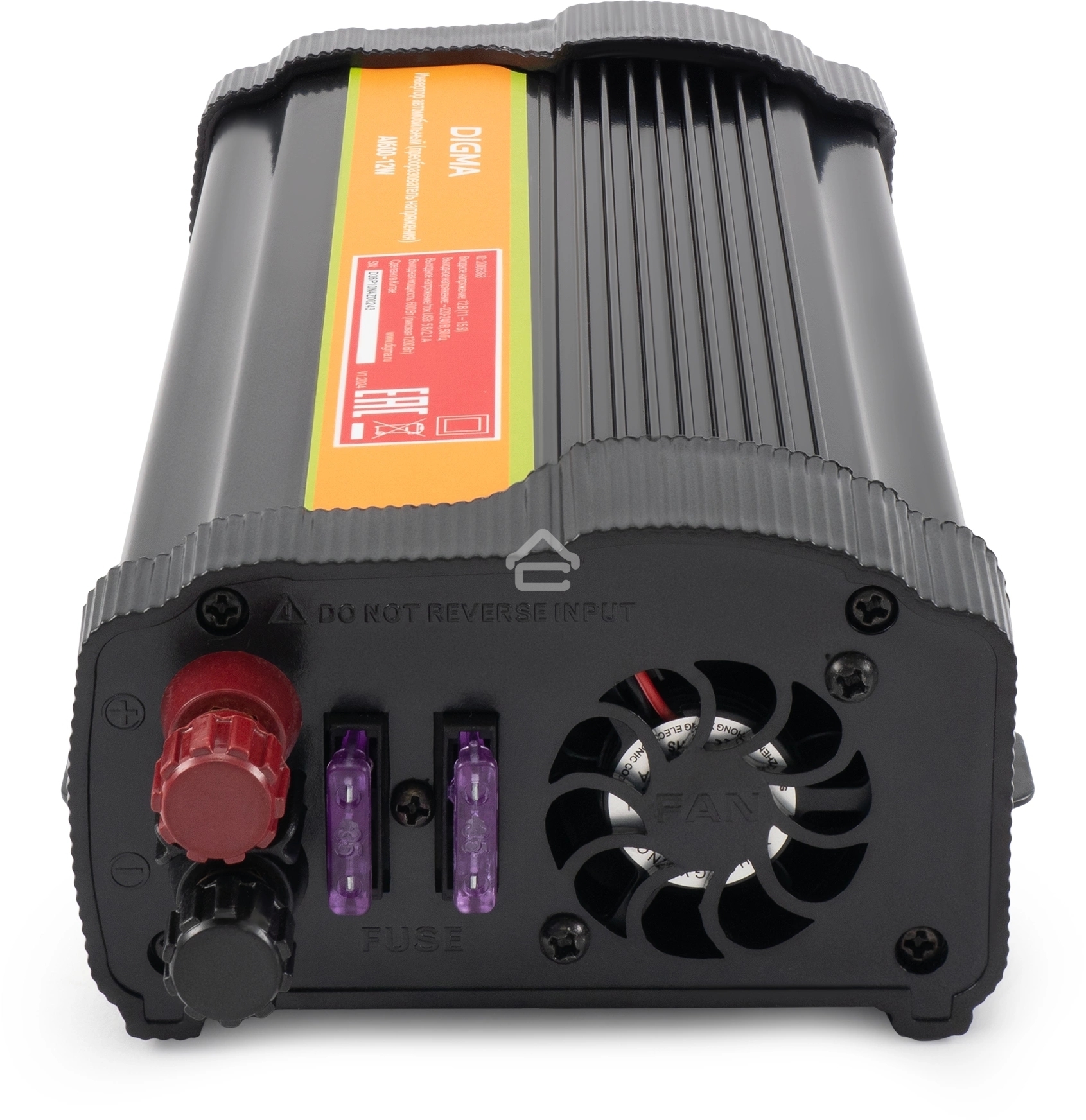 Автоинвертор Digma AI600-12W 600Вт