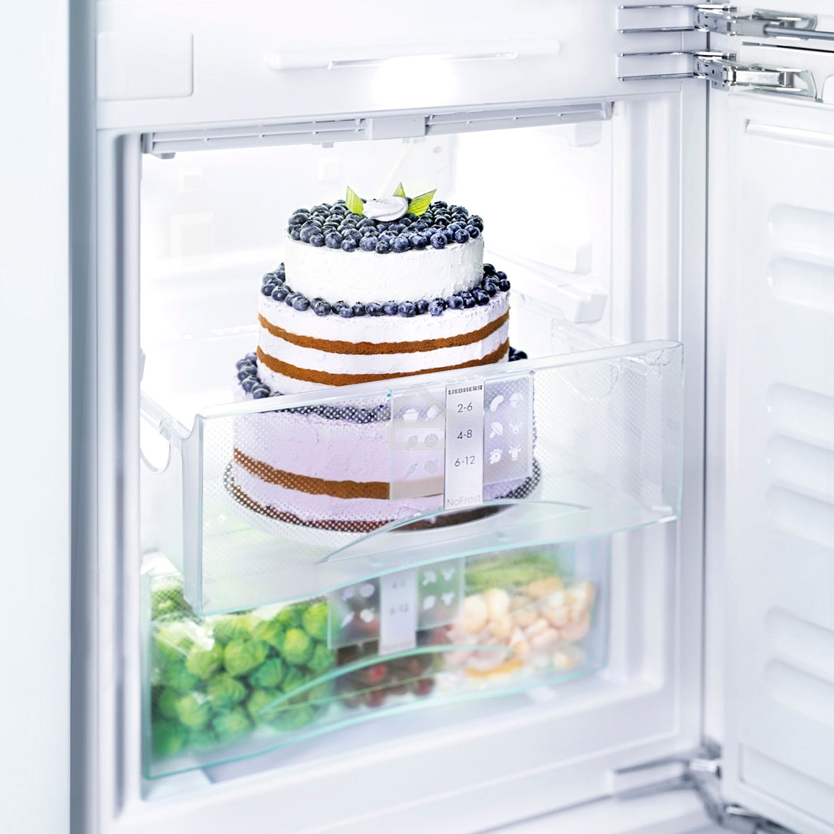 Холодильник Liebherr CUefe 3331-26 001 нержавеющая сталь двухкамерный 212/84л морозилка снизу