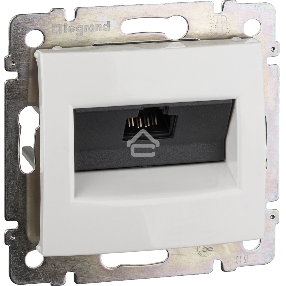 Компьютерная розеткаLegrand Valena 774230, белая RJ45 5 кат UTP