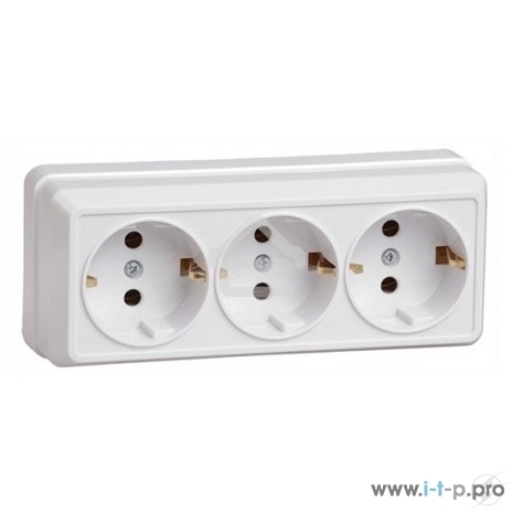 Розетка Iek ERO31-K01-16-DC РС23-3-ОБ 3местн. с з/к 16А откр.уст. ОКТАВА (белый)