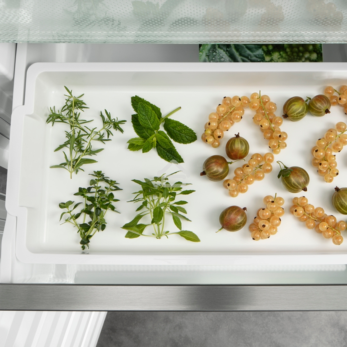 Морозильная камера Liebherr SFNsdd 5237-22 001 белый, 271л, 7 ящиков