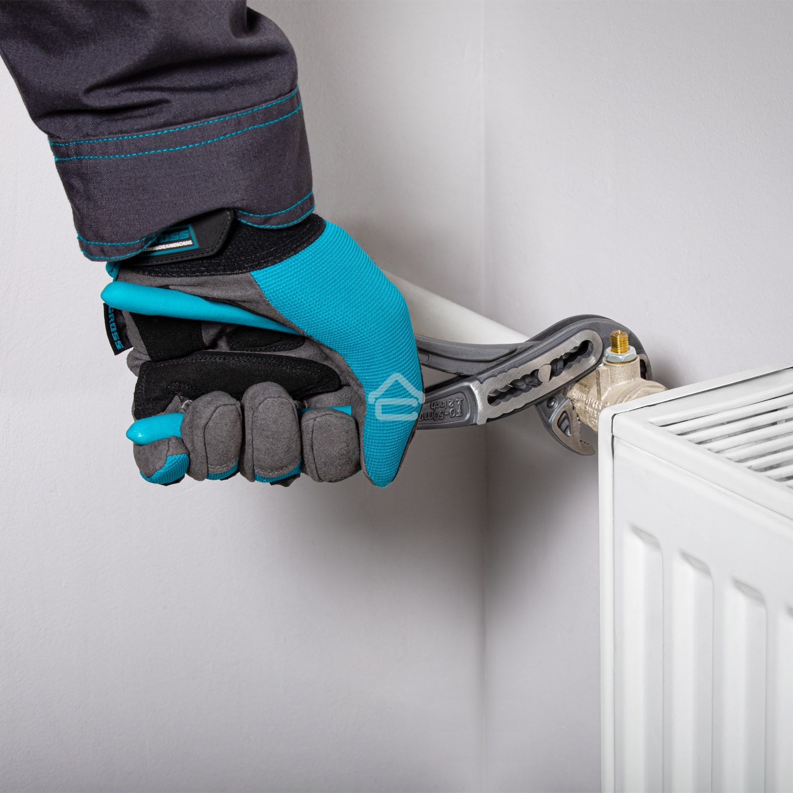 Клещи Gross 15715 переставные обливные рукоятки хром-ванадий 240 мм