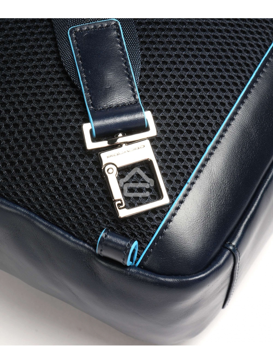 Рюкзак Piquadro Blue Square CA4827B2/BLU2 синий натур.кожа