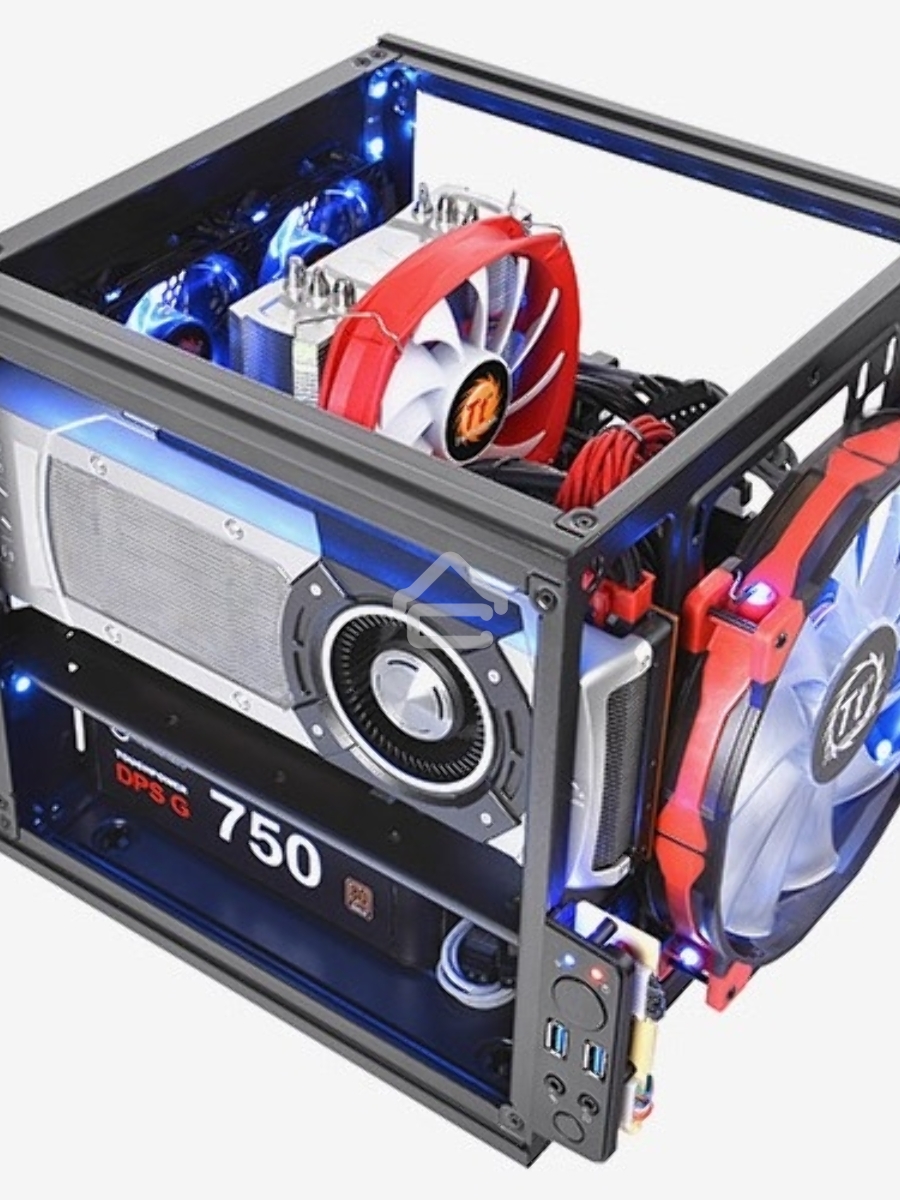 Компьютерный корпус Thermaltake Core V1 черный без БП miniITX 1x200mm 2xUSB3.0 audio bott PSU