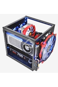 Компьютерный корпус Thermaltake Core V1  черный без БП miniITX 1x200mm 2xUSB3.0 audio bott PSU