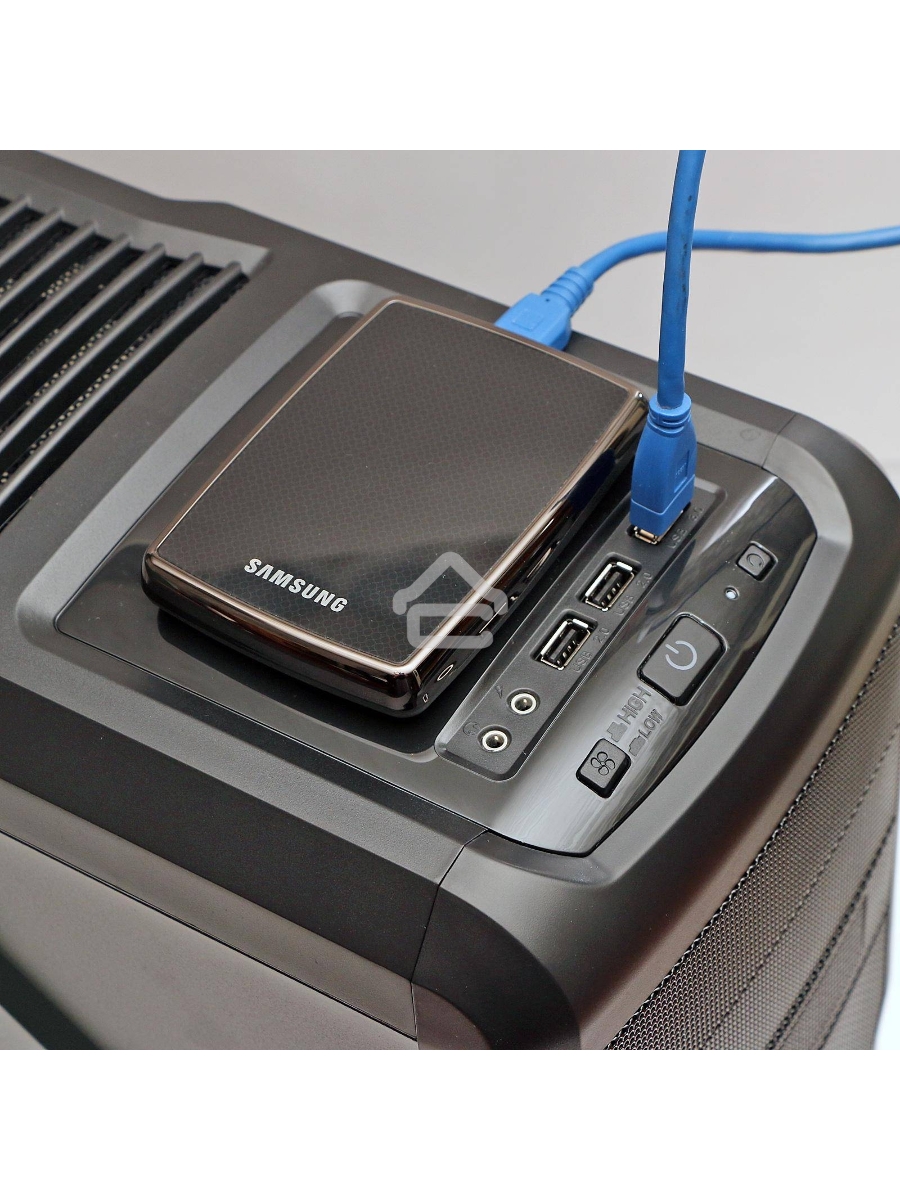 Компьютерный корпус Zalman Z3 черный без БП ATX 1x120mm 2xUSB2.0 1xUSB3.0 audio bott PSU