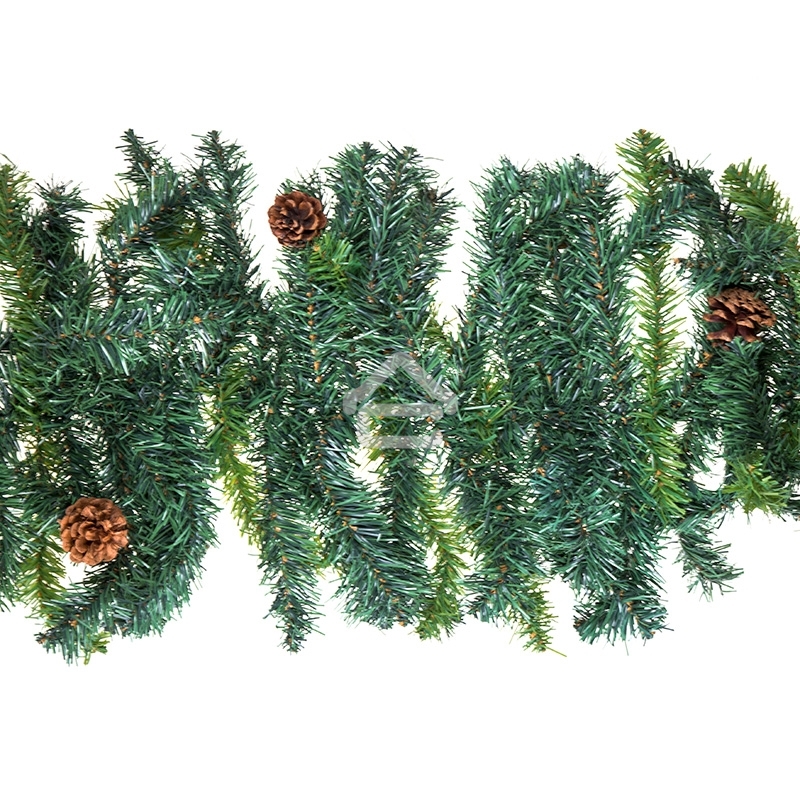 Еловый шлейф Neon-night 2,7 м с шишками, объем 36 см