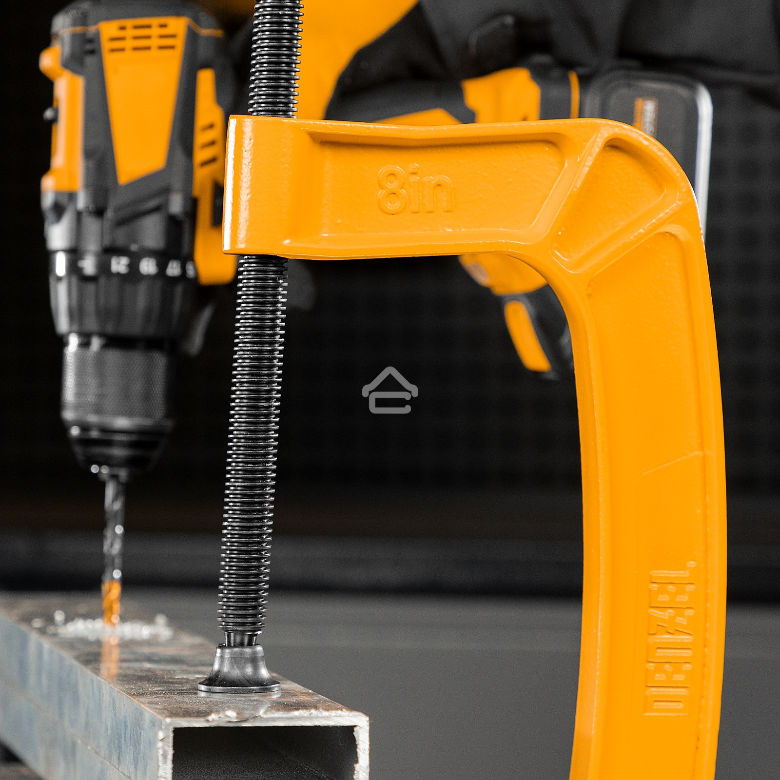 Струбцина Denzel G-образная, усиленная, 200 мм