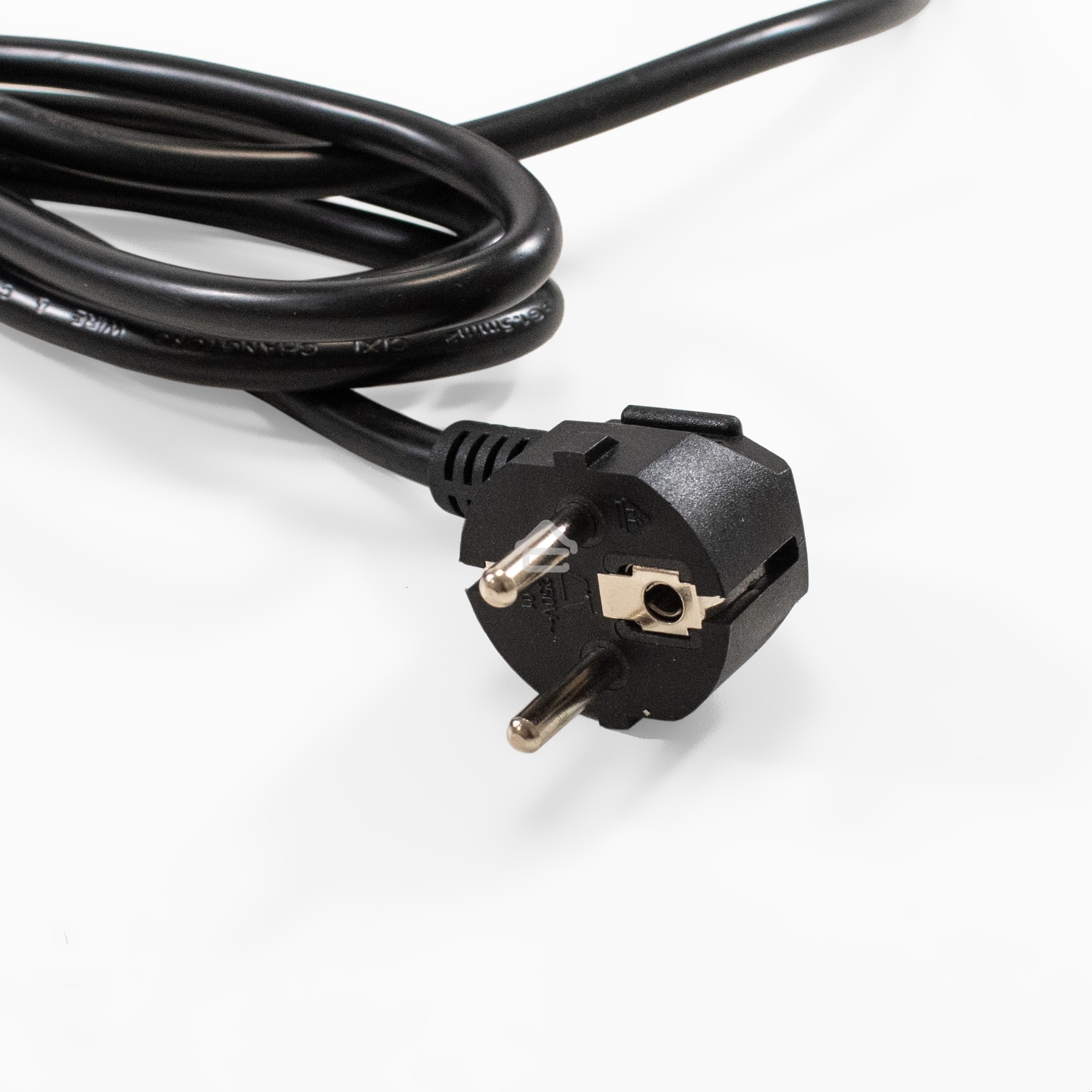 Комплект источника бесперебойного питания Exegate EX295990RUS + батарея 33Aч EX285664RUS 4шт (инвертор, синус, для котла) ExeGate SineTower SZ-3000.LCD.AVR.3SH.1C13.RJ.USB <3000VA/2400W, чистый синусоида, LCD дисплей, AVR, 3*Schuko+1*C13, RJ45/11, USB, ли