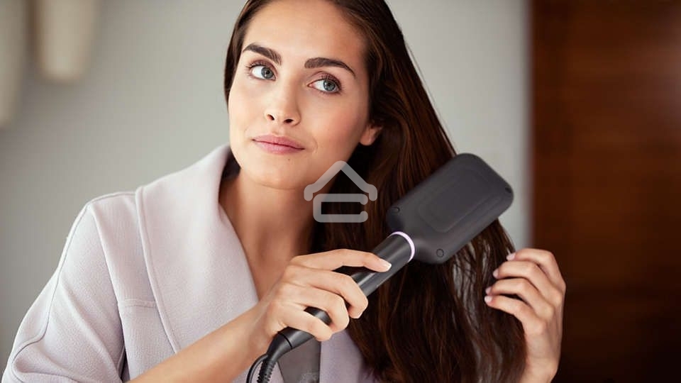 Расческа-выпрямитель Philips BHH880/00