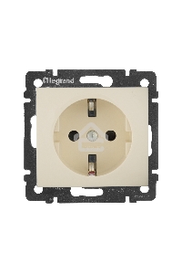 Розетка Legrand 774321 2К+3 со шторками, слон. кость Valena