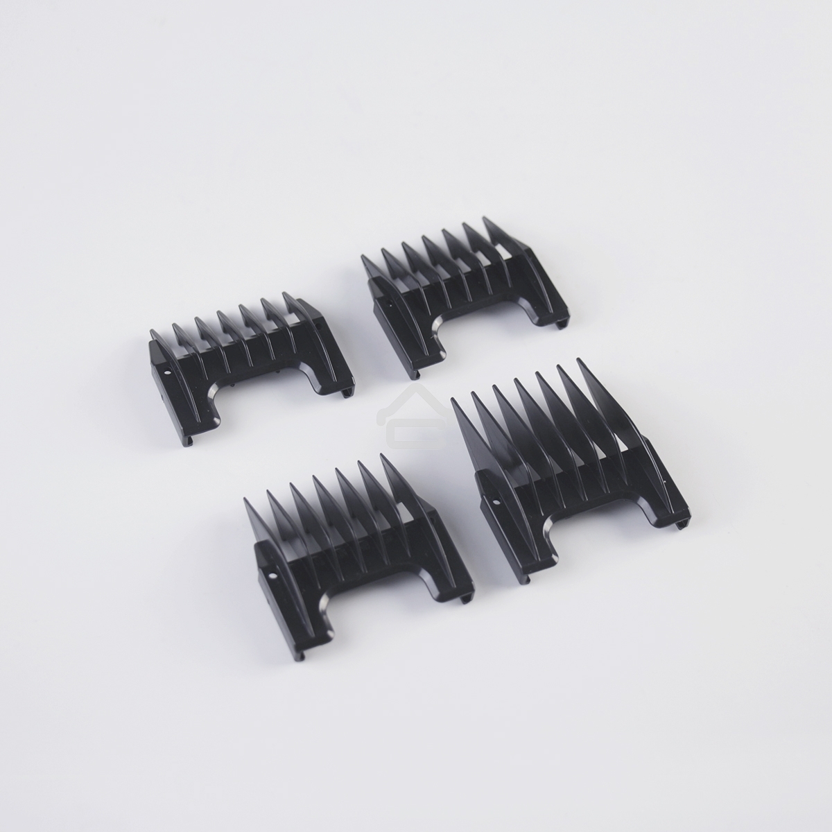 Набор для стрижки Galaxy Line GL 4155, черный с серебристым, лезвия из японской нержавеющей стали, индикатор работы и заряда, время непрерывной работы 45 мин, 4 насадки–расчески (3, 6, 9, 12 мм), эргономичный дизайн