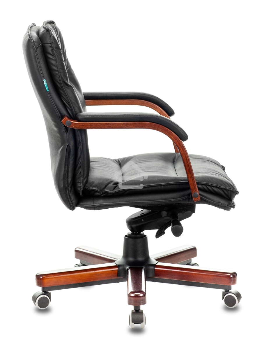 Кресло руководителя Бюрократ T-9927WALNUT-LOW/BL черный, кожа, низкая спинка, крестовина дерево