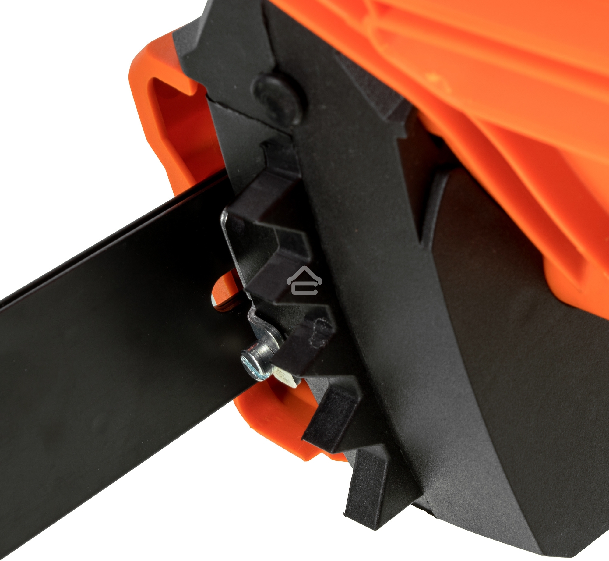 Электрическая цепная пила Carver RSE-1800М 1800Вт 2.4 л.с. дл. шин.: 14