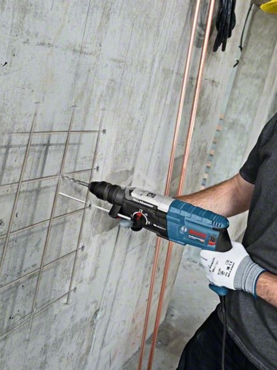 Перфоратор Bosch GBH 2-28 F Перфоратор SDS-plus 0611267600 {880 Вт, БСП, 3.2Дж, 2,9кг, 3реж, L-Case }
