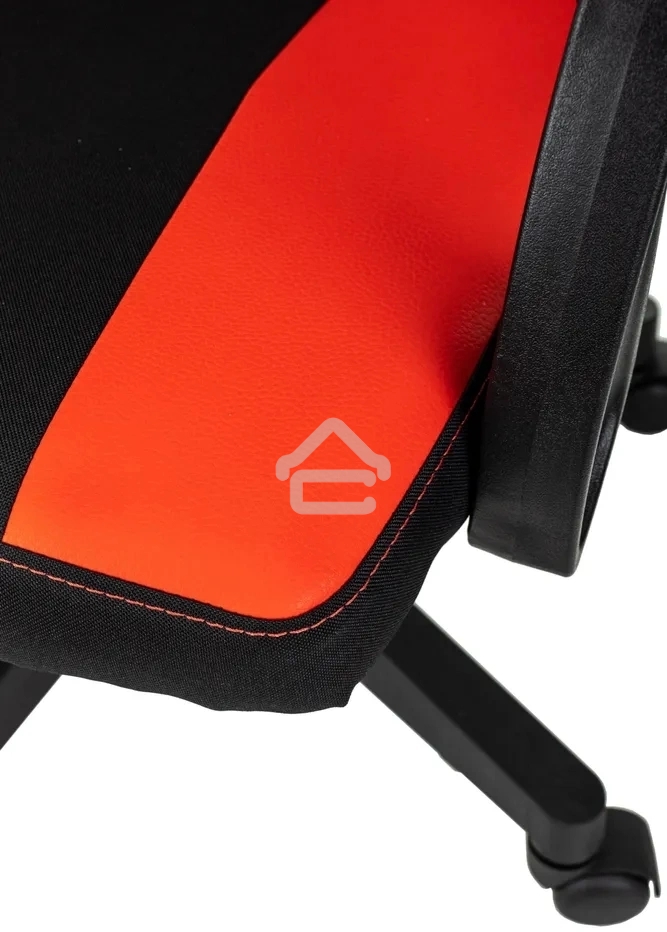 Кресло игровое Zombie Rudger черный/красный