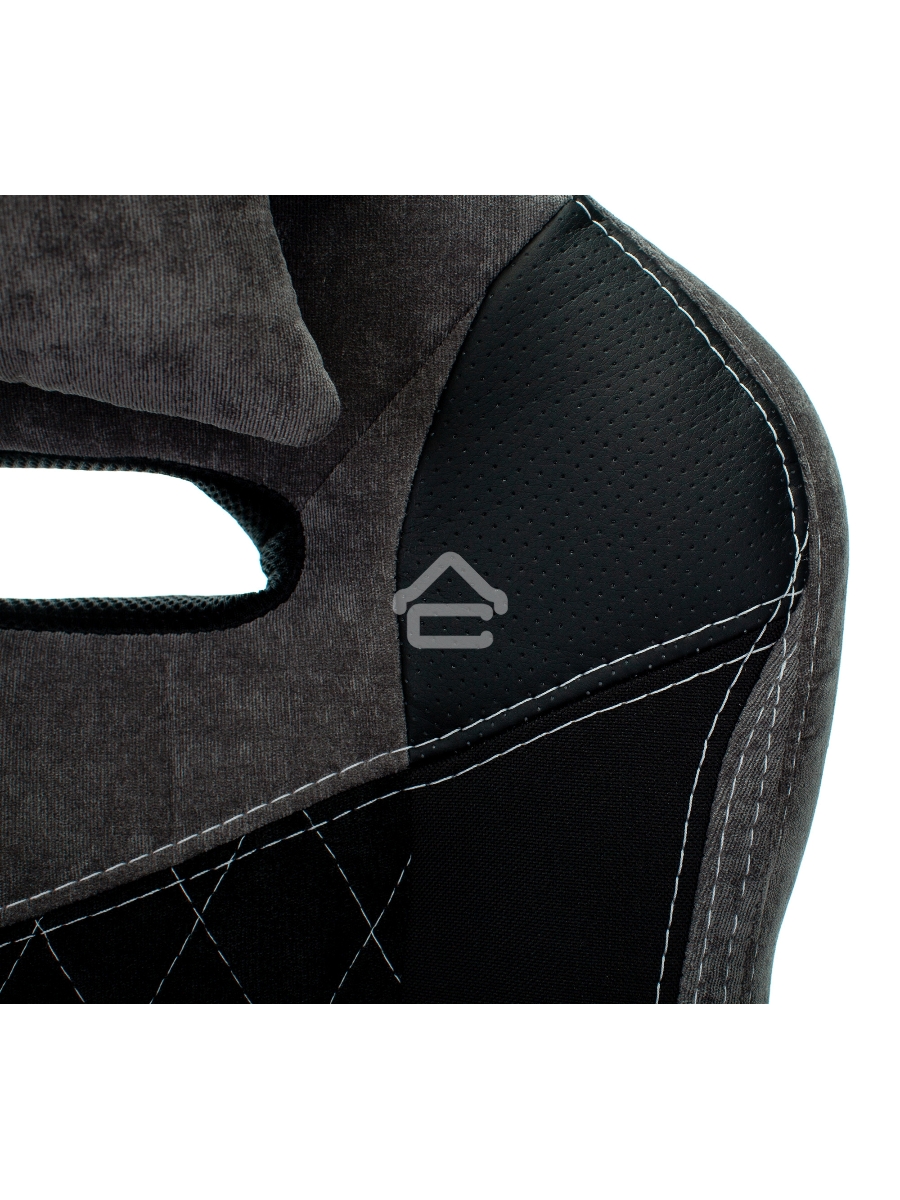 Кресло игровое Бюрократ VIKING 6 KNIGHT B FABRIC черный крестовина металл/пластик