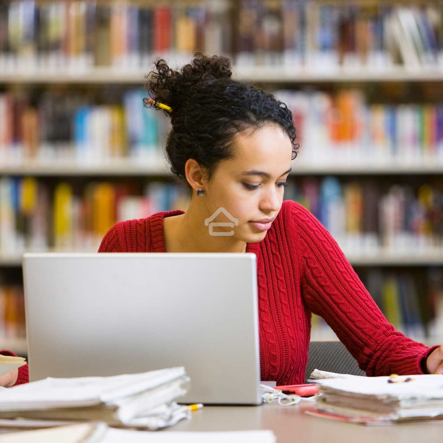 Мышь беспроводная Logitech M330 SILENT PLUS черный, 1000 dpi, радиоканал, USB, кнопки - 3