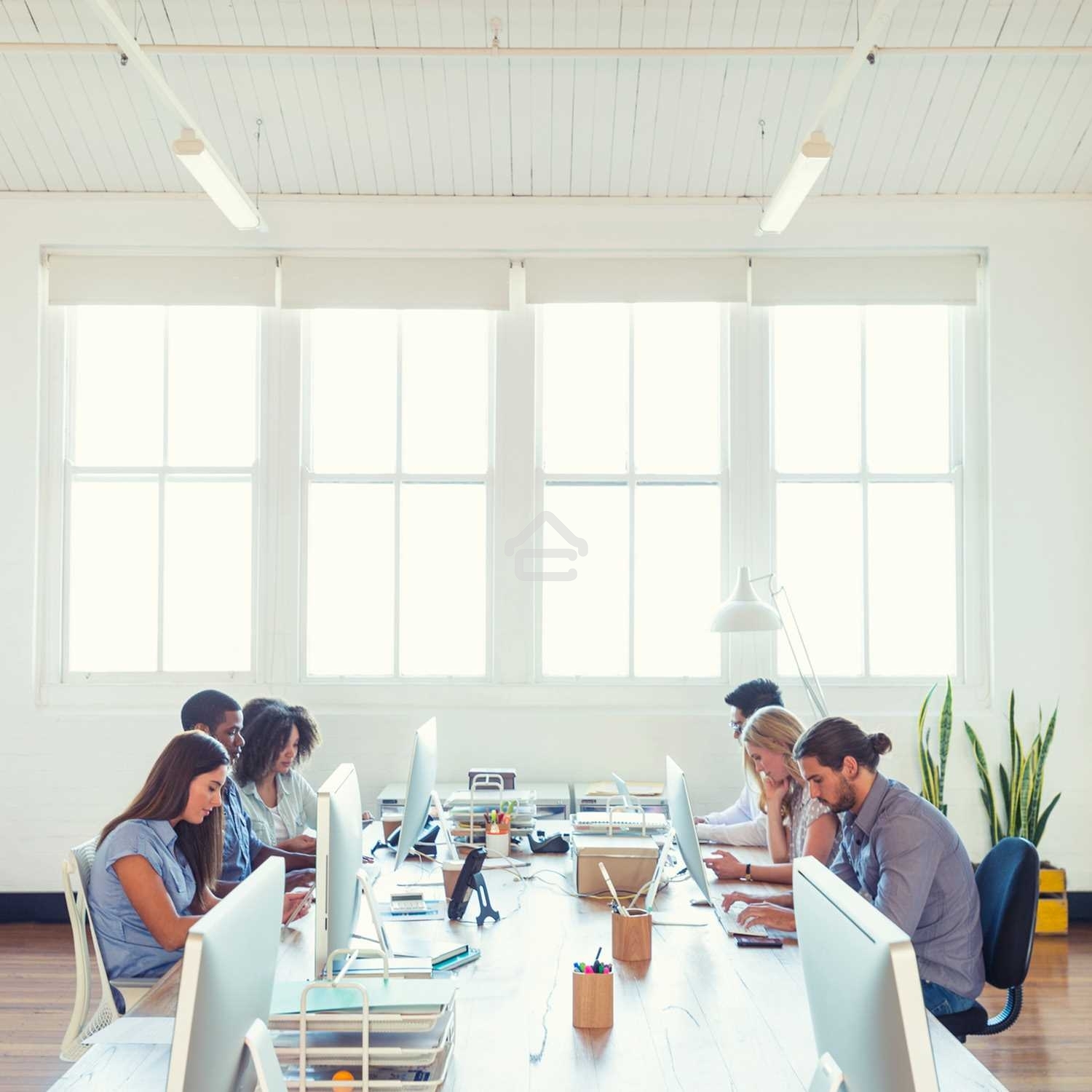 Мышь беспроводная Logitech M330 SILENT PLUS синий, 1000 dpi, радиоканал, USB, кнопки - 3