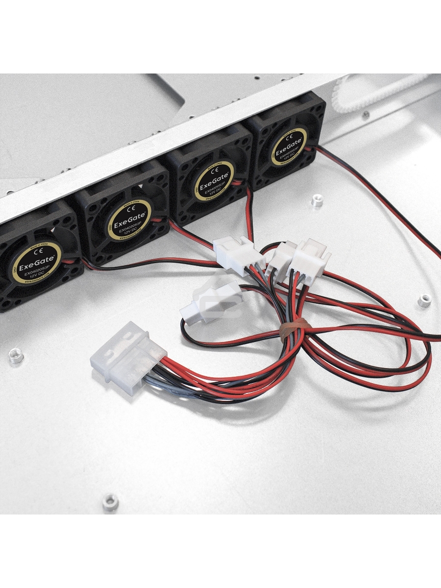 Серверный корпус ExeGate EX293174RUS Pro 1U650-04 <RM 19