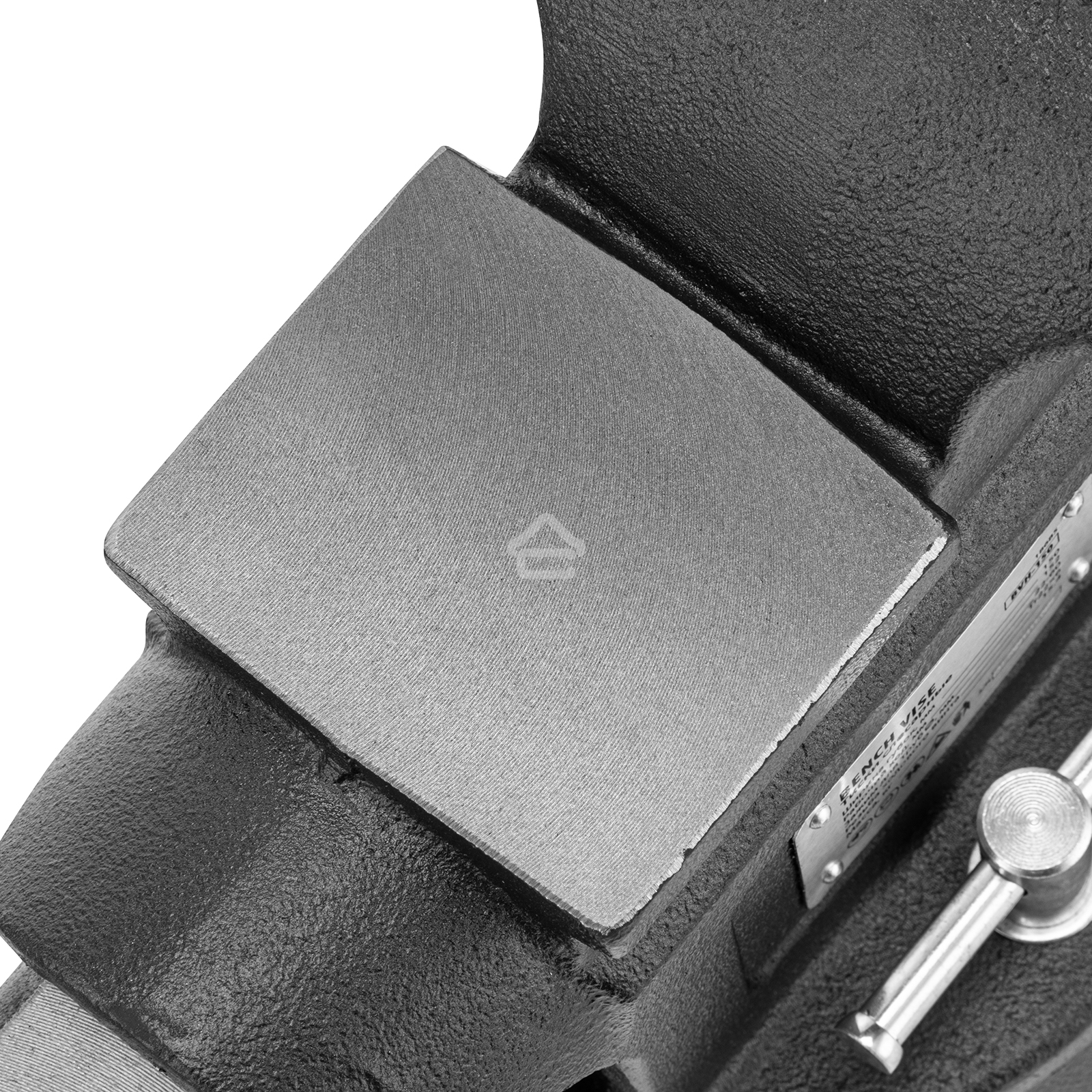 Тиски слесарные Denzel BVH-150 150 мм, поворотные, стальная направляющая, с наковальней