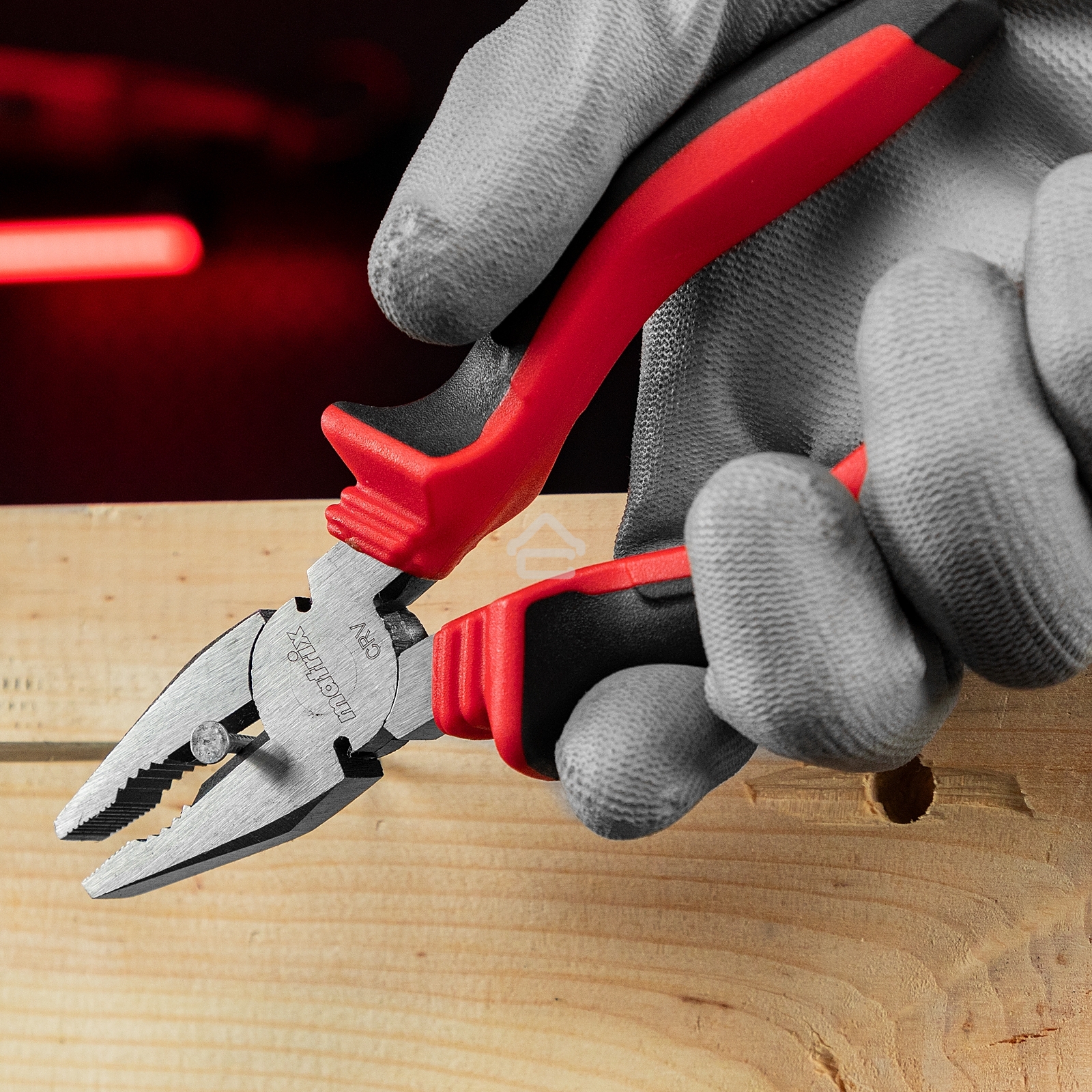 Плоскогубцы комбинированные Matrix 17091 180 мм, хром-ванадий, двухкомпонентные рукоятки