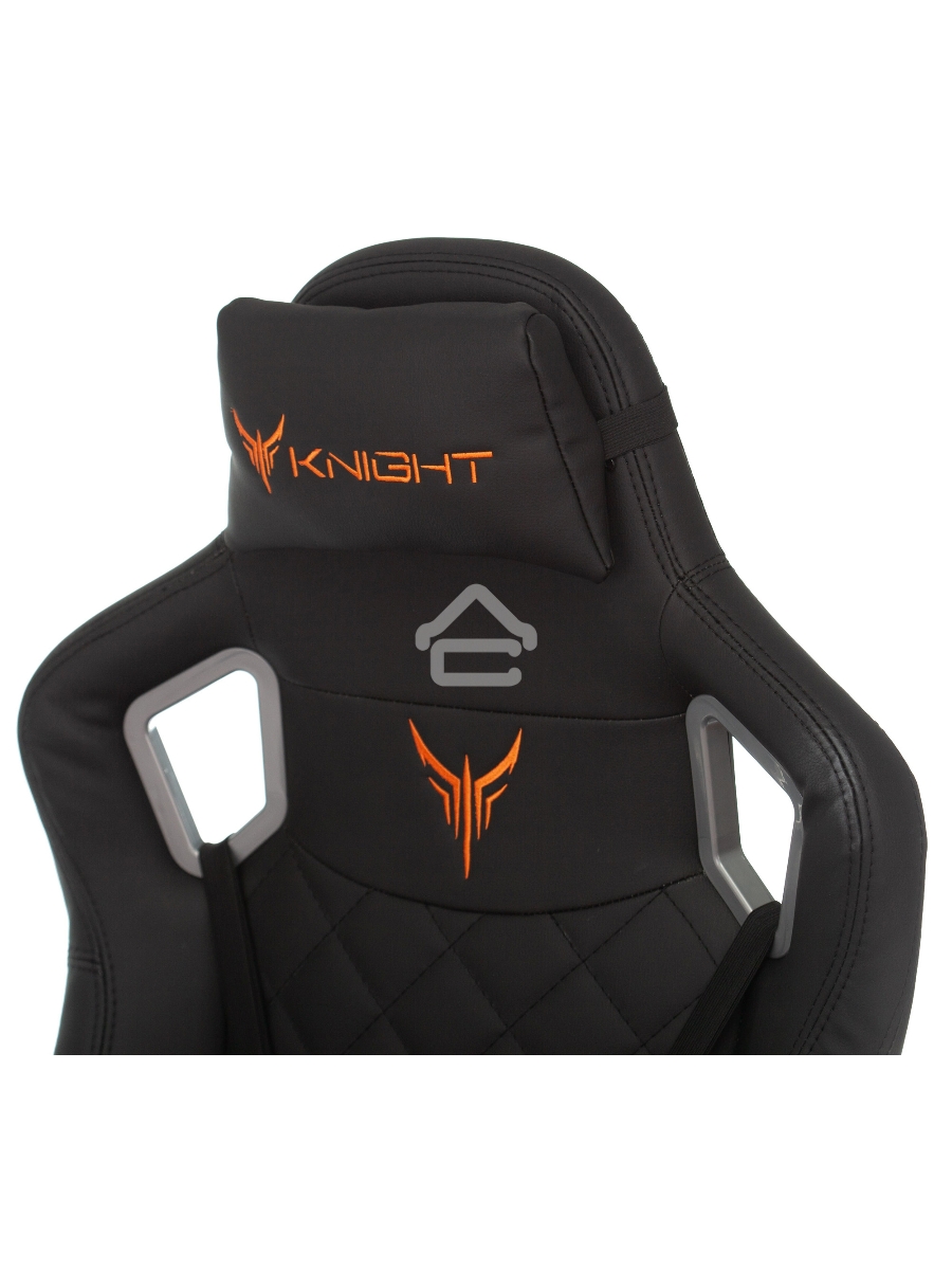 Кресло игровое Knight OUTRIDER черный, ромбик, эко.кожа, с подголов. крестовина металл