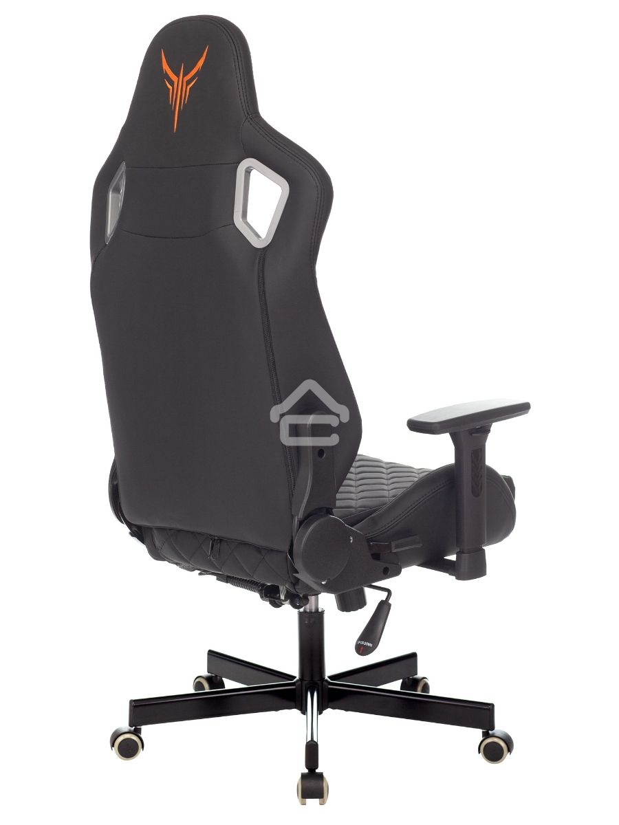 Кресло игровое Knight OUTRIDER черный, ромбик, эко.кожа, с подголов. крестовина металл