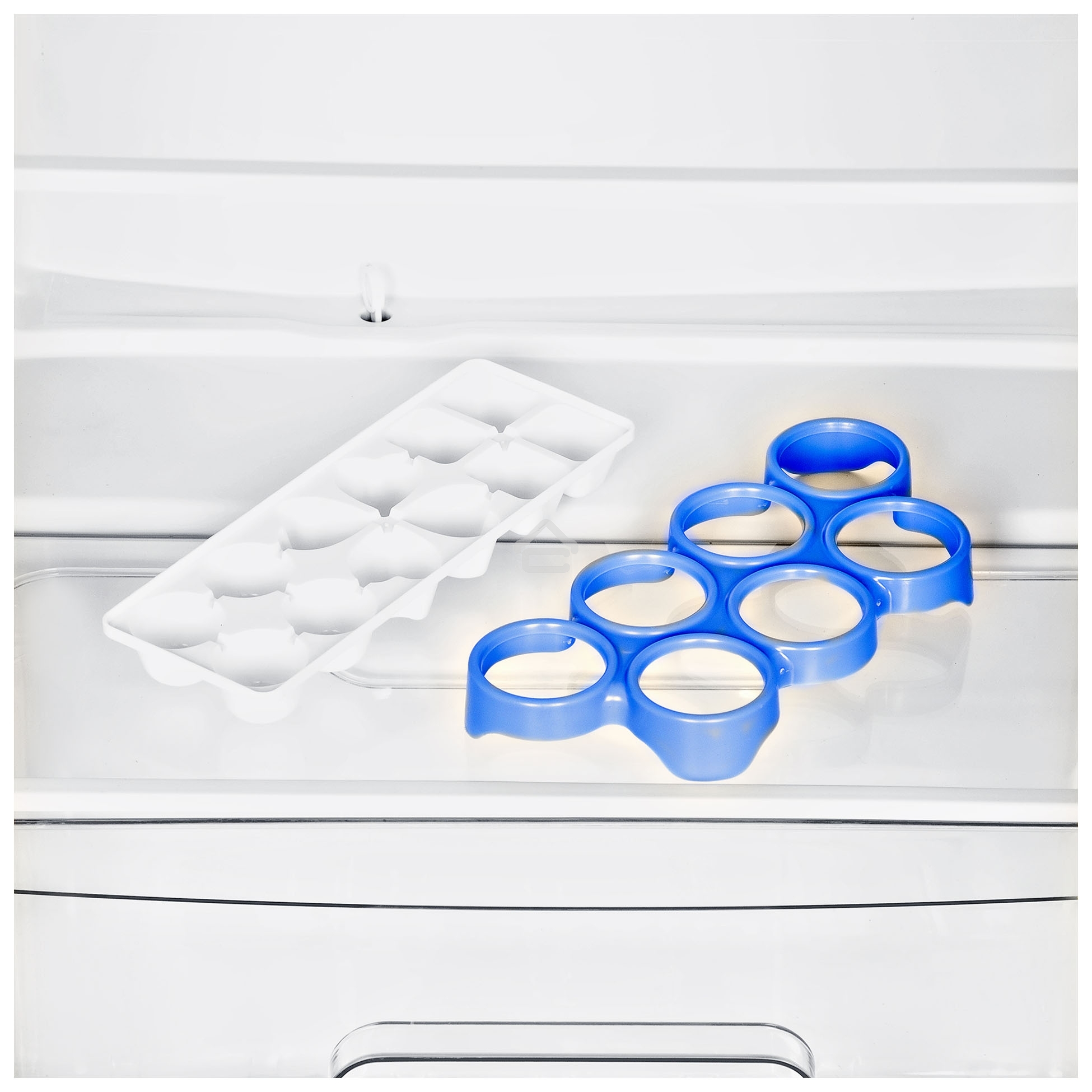 Холодильник Hyundai CT1551WT белый двухкамерный 98/33л морозилка сверху