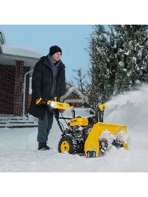 Бензиновая снегоуборочная машина SB 560 LP, 212cc, эл.старт, фара  Denzel