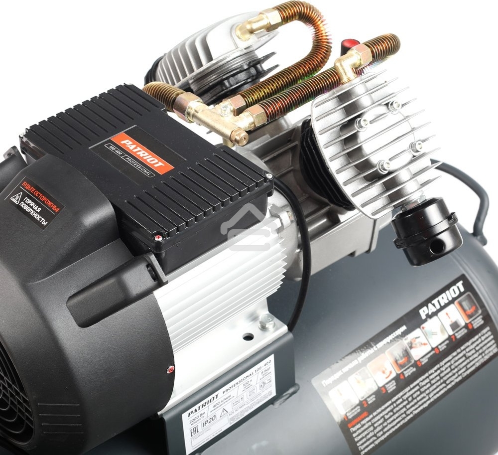 Компрессор Patriot поршневой масляный Professional 100-400, 400 л/мин, 8 бар, 2200 Вт, 100 л, быстросъемный 1/4