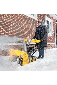 Бензиновая снегоуборочная машина SBM 610, 212cc, ручной старт, фара  Denzel