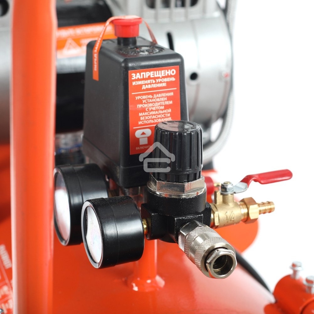 Компрессор Patriot поршневой безмасляный WO 100-440, 440 л/мин, 8 бар, 2500 Вт, 100 л, быстросъем и 