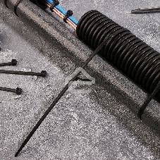 Хомут-стяжкa нейлоновая с тройным замком Rexant 400x4,8 мм, черная, упаковка 100 шт.