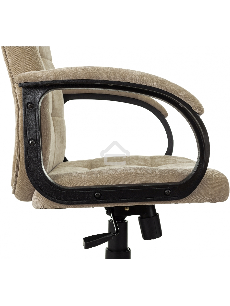 Кресло руководителя Бюрократ CH 002 Fabric Light-21 песочный, крестов. пластик