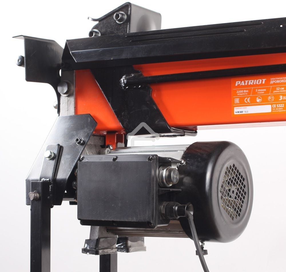 Дровокол электрический PATRIOT CE 5322, 2.2 кВт, 5 тонн, длина макс 52 см, диаметр макс 25 см, в комплекте станина, вес 45 кг